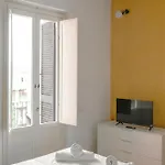 Giurafa Vatican Apartament 아파트 *